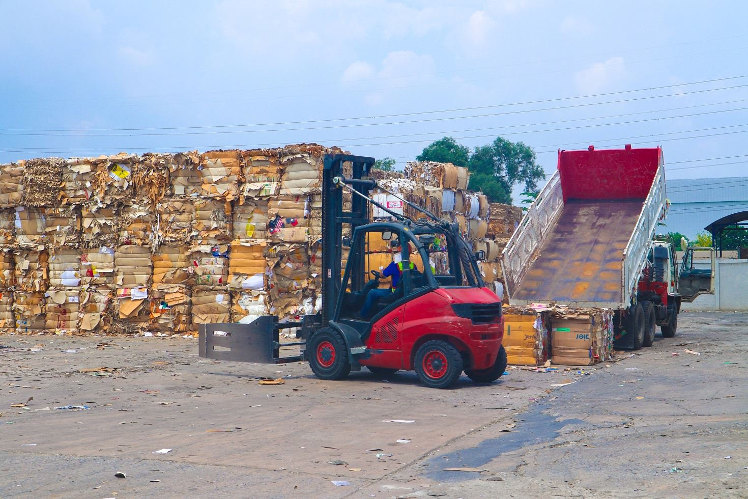 ATIK ÖN İŞLEM VE GERİ KAZANIM TESİSLERİ