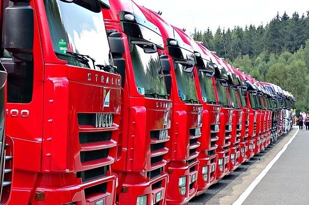 Tehlikeli atık nakliye hizmeti